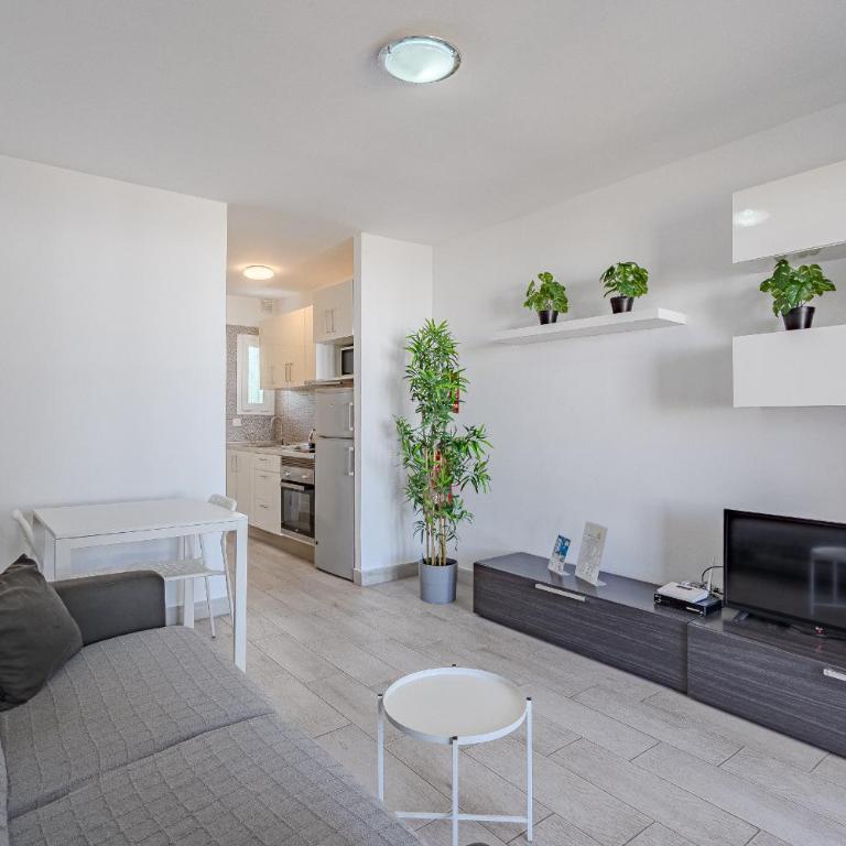Apartamentos en Torres del Sol - Apartamento Estudio - 3