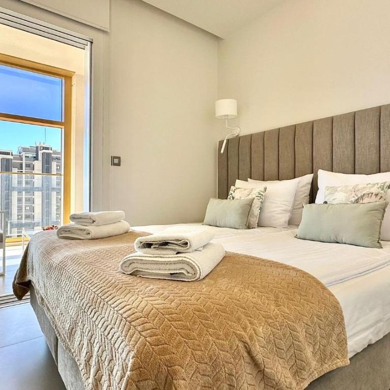 Intempo Residence by Leo Apartments - Two-Bedroom Apartment - 3