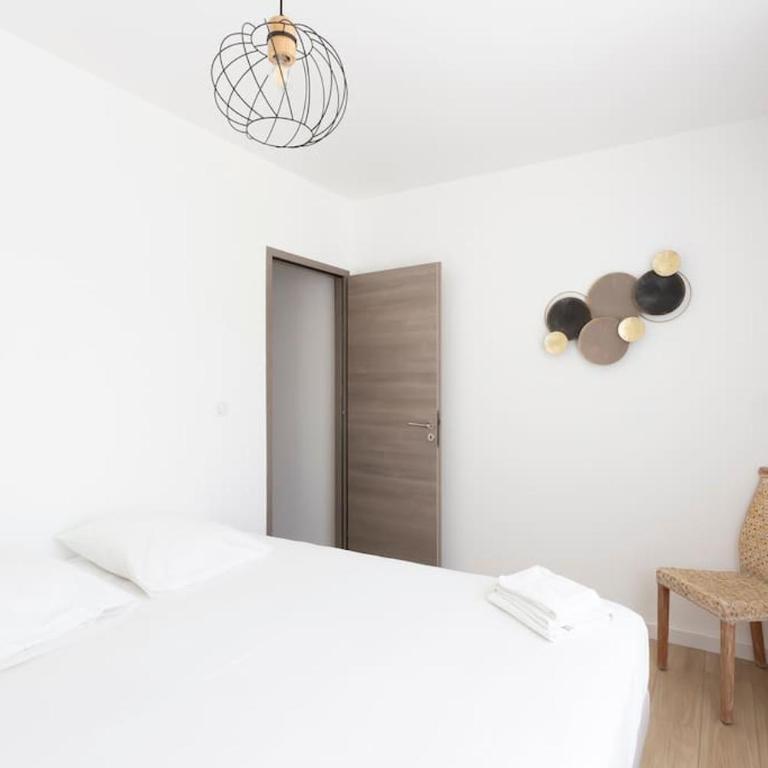 Chez Julien - Superbe maison rénovée avec piscine chauffée - Maison 3 Chambres - 26