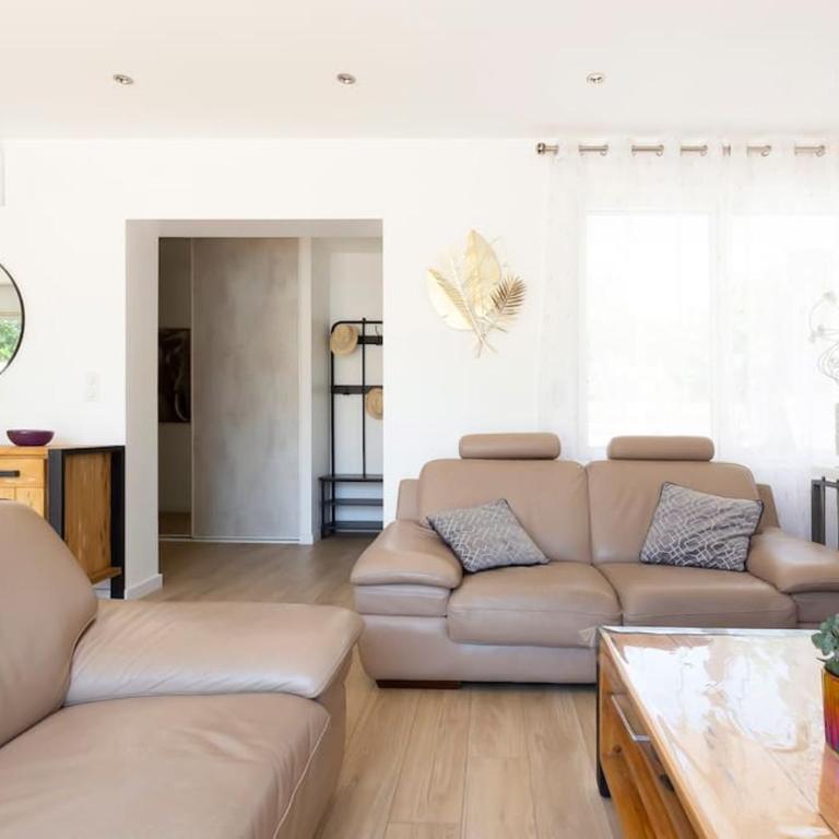 Chez Julien - Superbe maison rénovée avec piscine chauffée - Maison 3 Chambres - 27