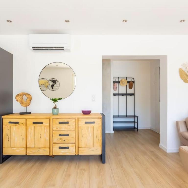 Chez Julien - Superbe maison rénovée avec piscine chauffée - Maison 3 Chambres - 28