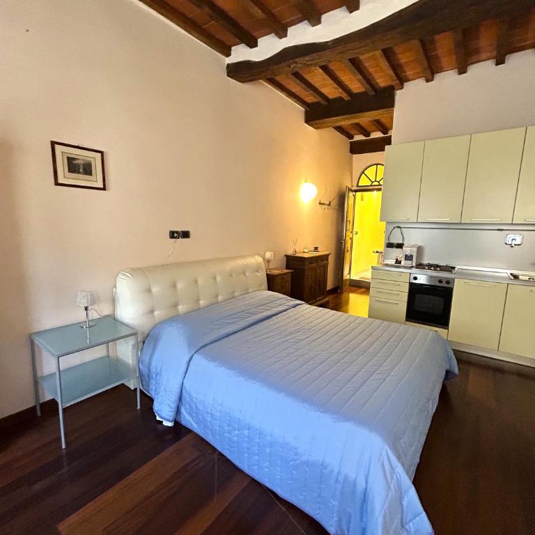 La Corte Del Re Suite & Rooms Arezzo - Deluxe Junior Suite - 4