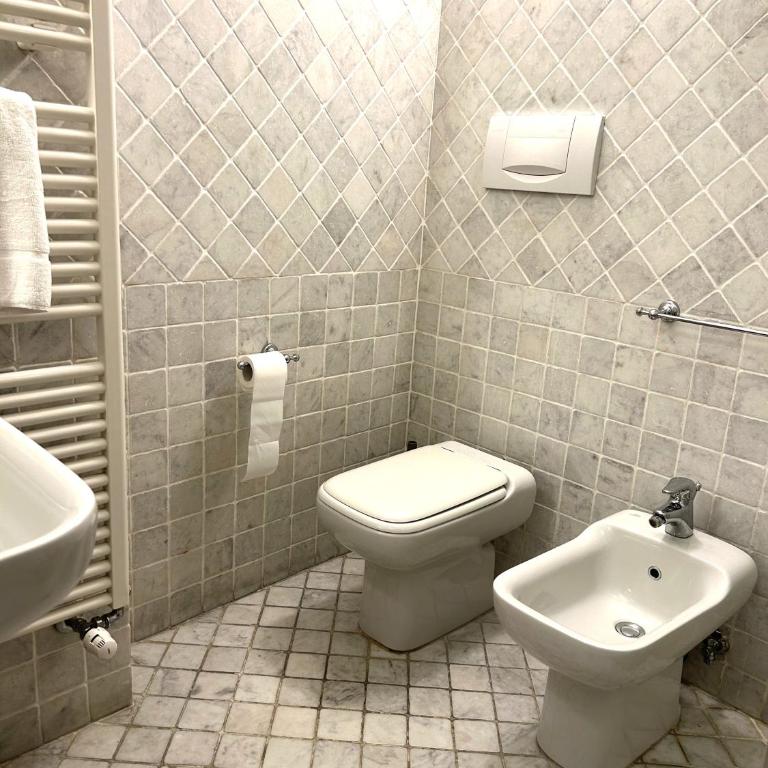 La Corte Del Re Suite & Rooms Arezzo - Deluxe Junior Suite - 5