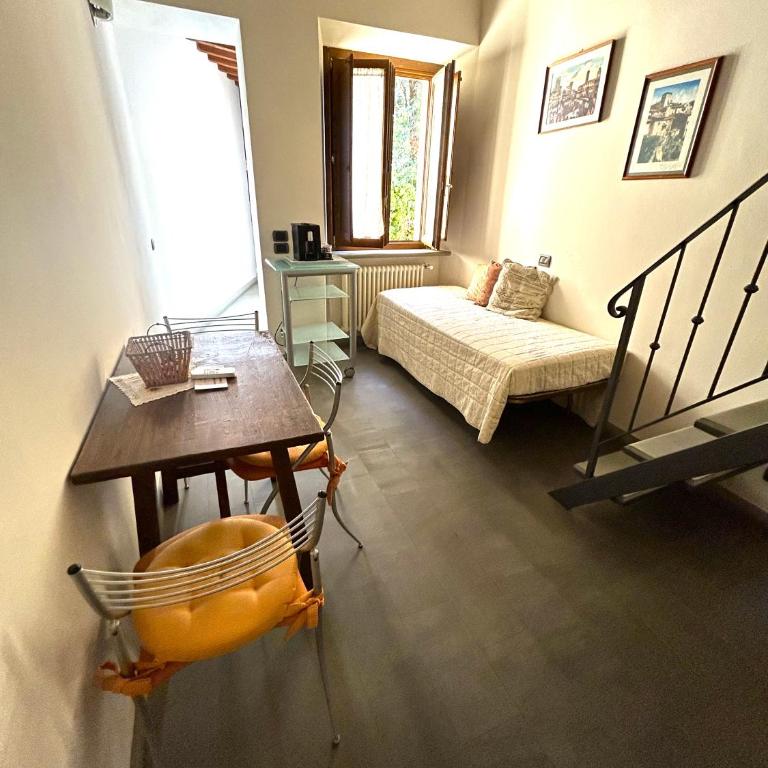 La Corte Del Re Suite & Rooms Arezzo - Double or Twin Room - 2