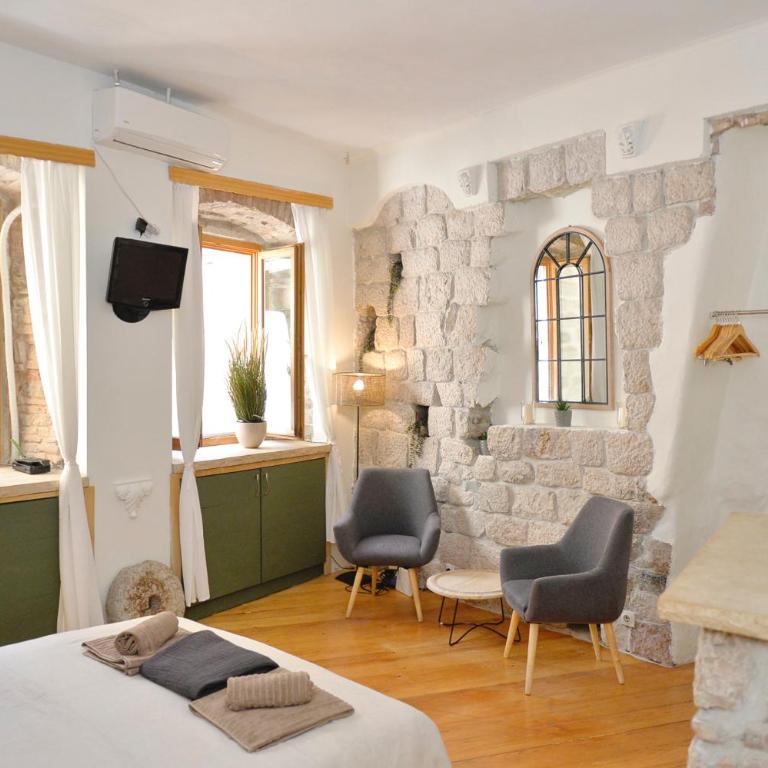 Charming apartment in Kotor - Apartment - 2