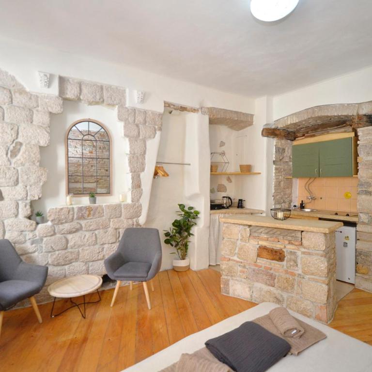 Charming apartment in Kotor - Apartment - 24