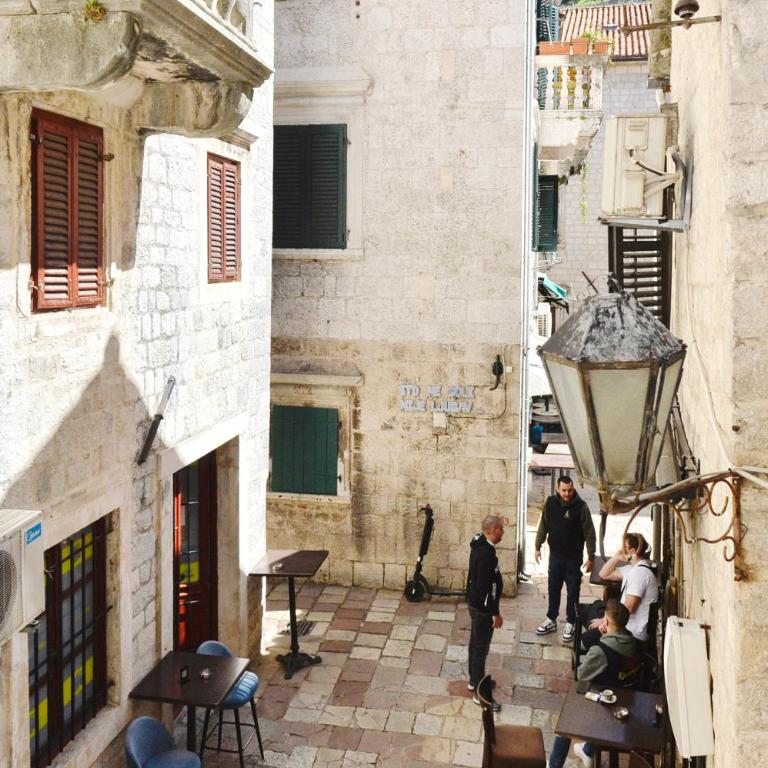 Charming apartment in Kotor - Apartment - 27