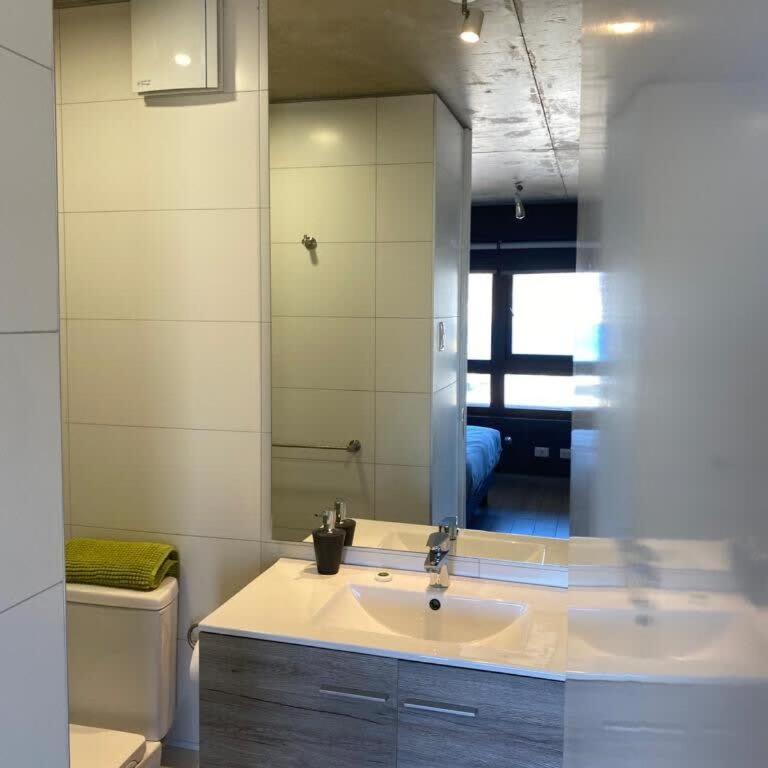 HOM I Acogedor 2D2B, En Cerro Barón con estacionamiento - Apartamento - 26