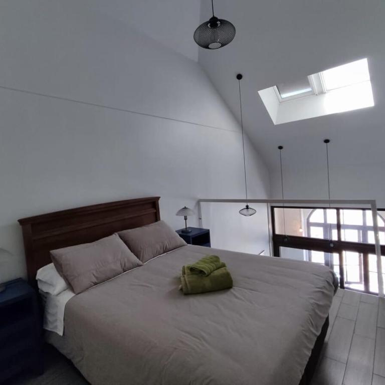 HOM I Hermoso Loft 2PAX en cerro Barón y Estacionamiento 2213 - Apartamento - 2