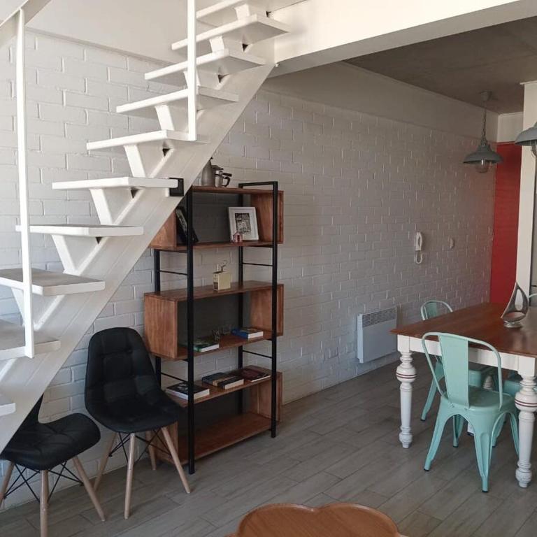 HOM I Hermoso Loft 2PAX en cerro Barón y Estacionamiento 2213 - Apartamento - 6