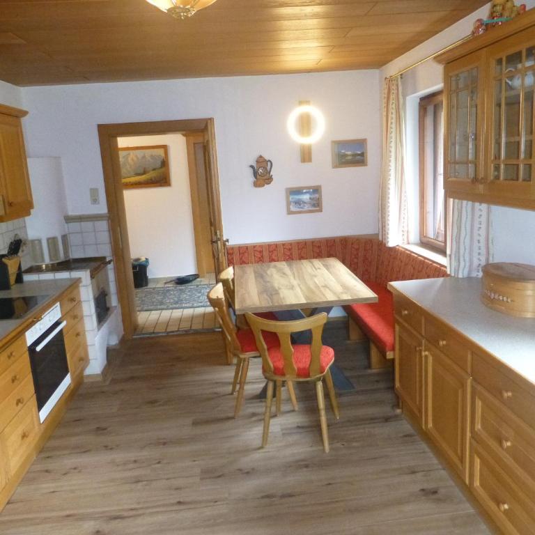 Haus Bergkranz - Deluxe Apartment mit 3 Schlafzimmern - 10