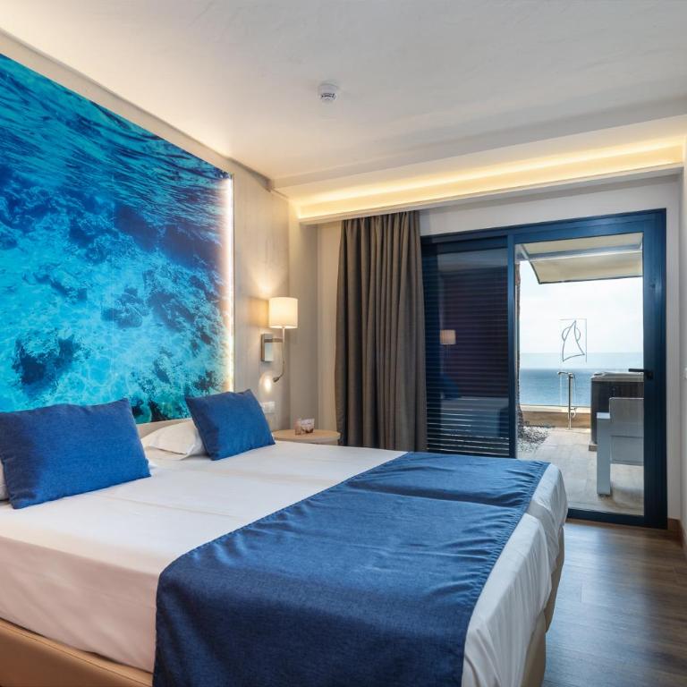 Apartamentos Garden & Sea Boutique Lodging by LIVVO - Three-Bedroom Apartment Premium Sea View - 4
