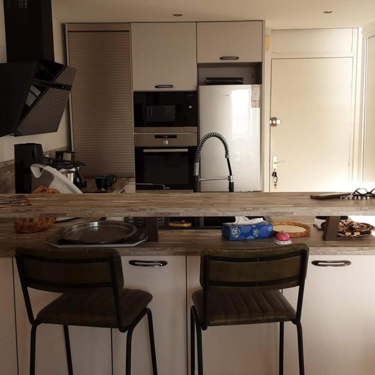 Appt T3 VUE MER - Room #1184168701 - 11
