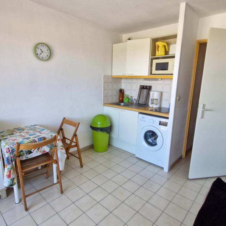 LES CAPITELLES 276 - Studio cabine - Piscine - Clim - plage à 50 m Ref Noga - Appartamento Monolocale con Balcone - 10