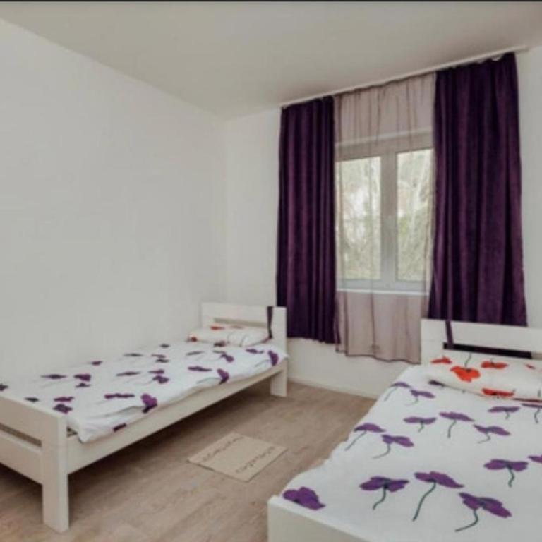 Sun house Kumbor - Two-Bedroom Apartment - 14