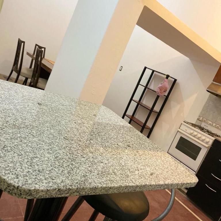 Dpto Céntrico en Catamarca Capital - Apartamento de 2 dormitorios - 4