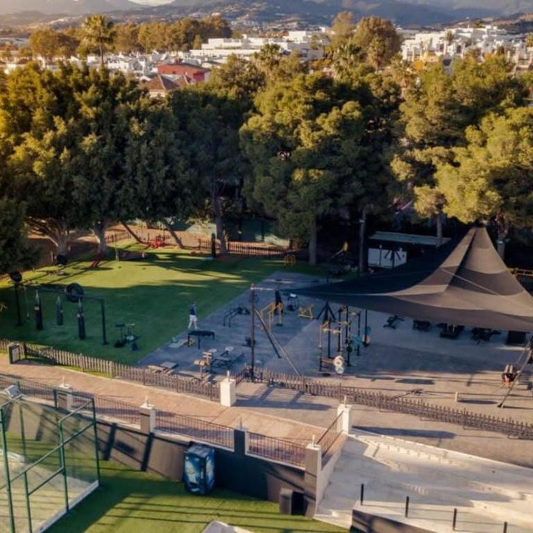Spacious apartment Gym Paddel Club Beach Wifi Park - Apartamento - 4