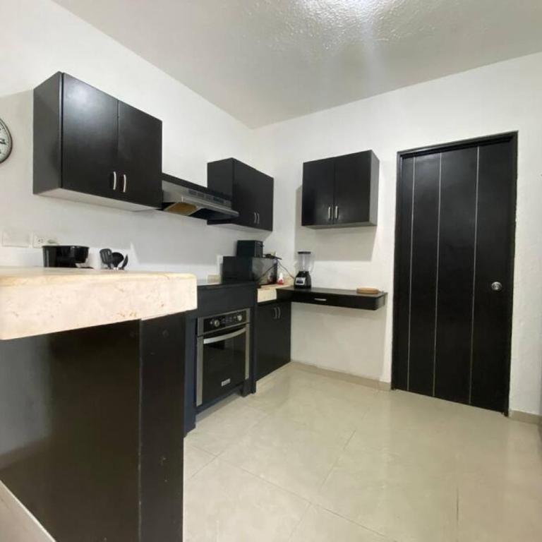 Charming 2BR Home Downtown. Best Caribbean Allure - Apartamento - 10