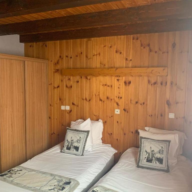 Hotels Les Catrems & Le Montagnou - Chambre Quadruple - Les Catrems - 8
