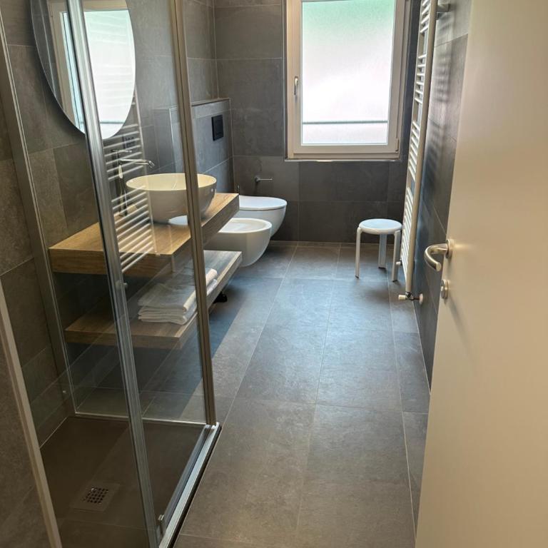 Casa Vacanze Lucia - Appartamento con Vista Lago - 13