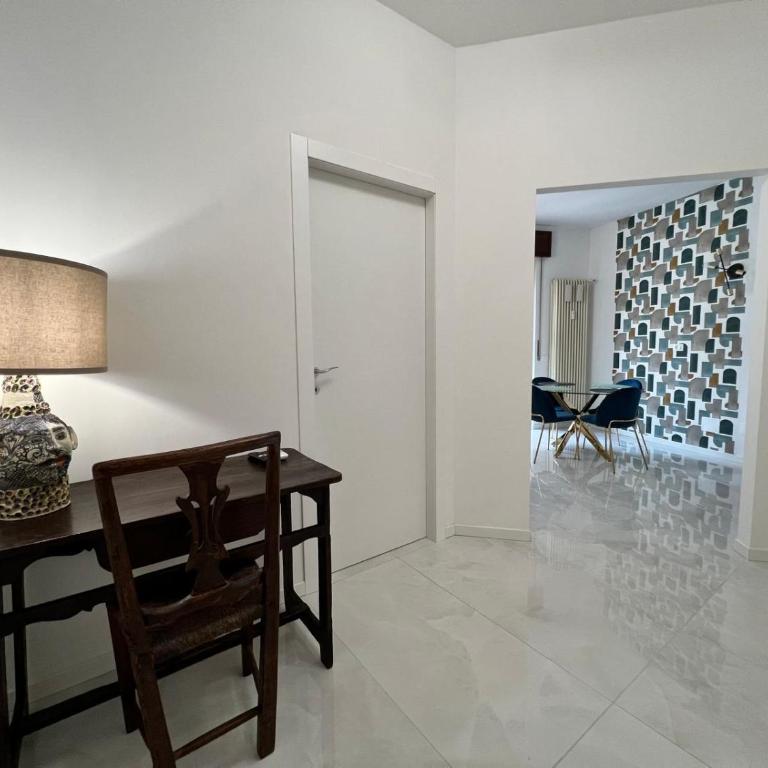 Frame of Verona Apartments - One-Bedroom Apartment - 9