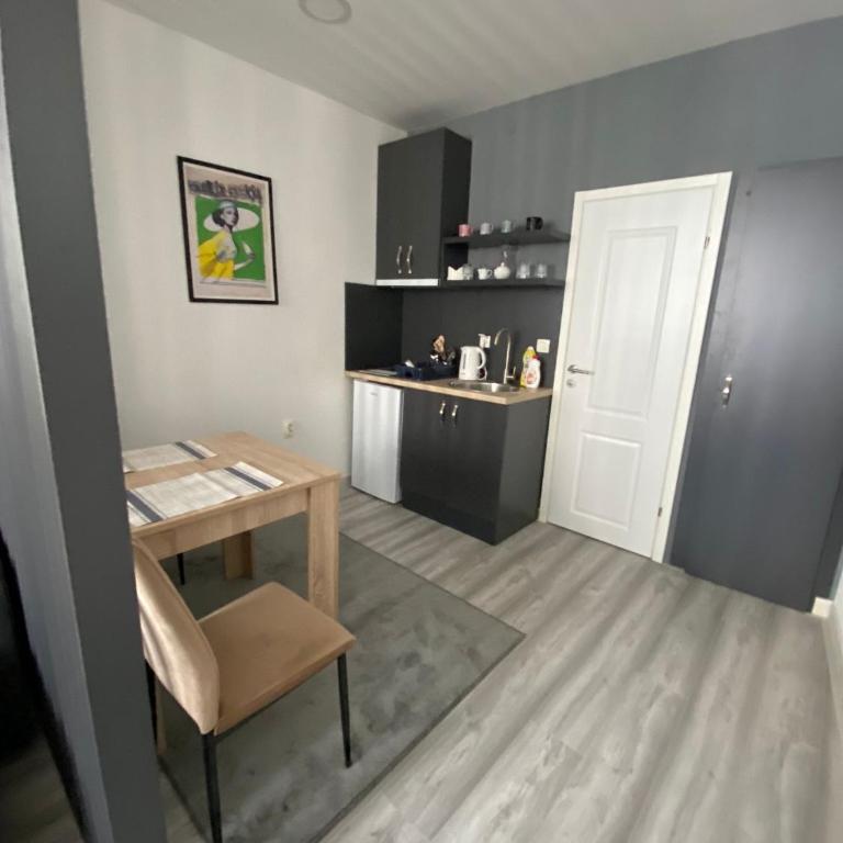 Apartman Kiara - One-Bedroom Apartment - 2