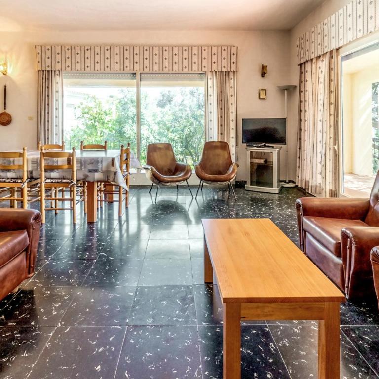 Grifeu 14 - Apartamento con terraza y jardín - Apartamento de 2 dormitorios - 3
