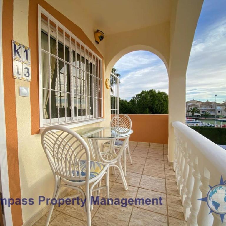 First Floor 2 Bedroom Apartment Near Emerald Isle LF13 - Apartment - 1