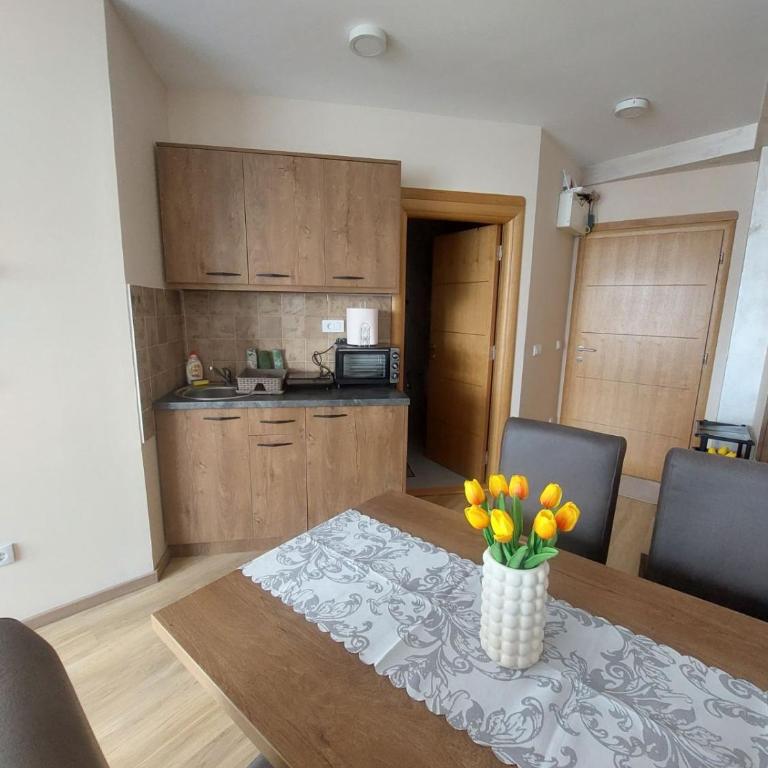 Golden apartman 61 - One-Bedroom Apartment - 3