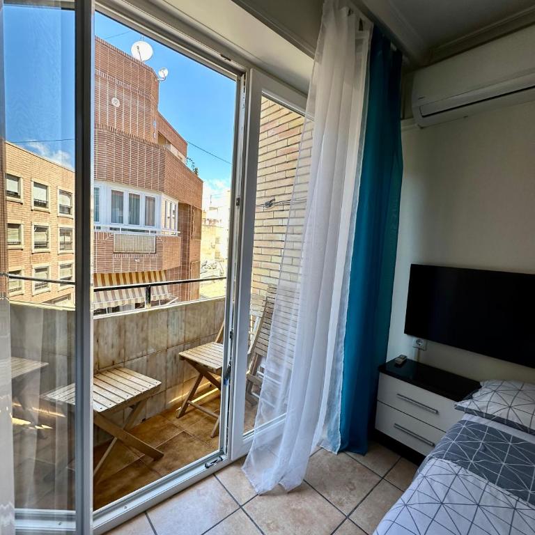 Spanish style flat close to center - Two-Bedroom Apartment - 12