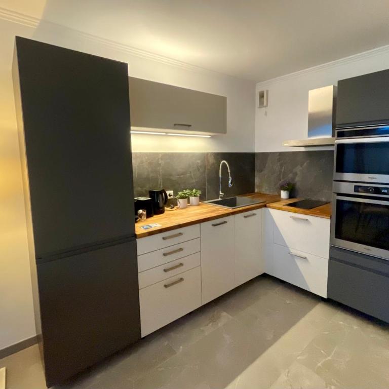 Appartement 2 pièces vue mer proche Monaco place parking privée - Room #1184495201 - 6