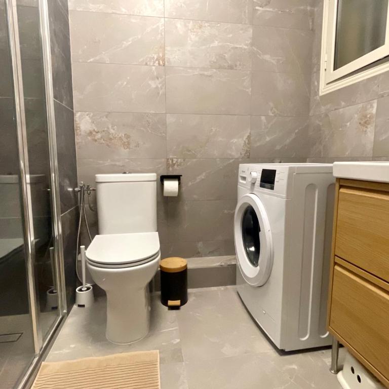 Appartement 2 pièces vue mer proche Monaco place parking privée - Room #1184495201 - 9