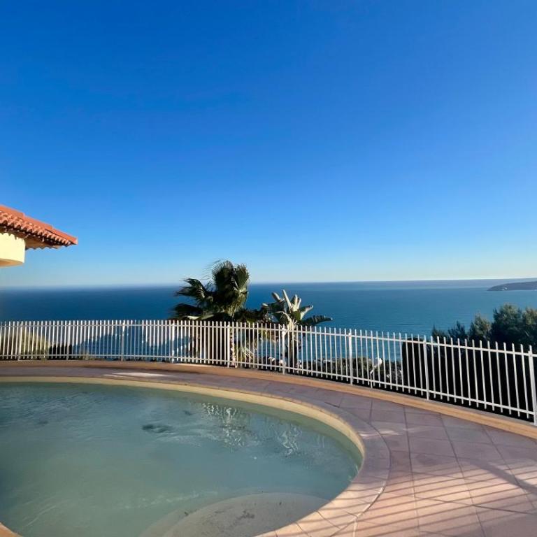Appartement 2 pièces vue mer proche Monaco place parking privée - Room #1184495201 - 5