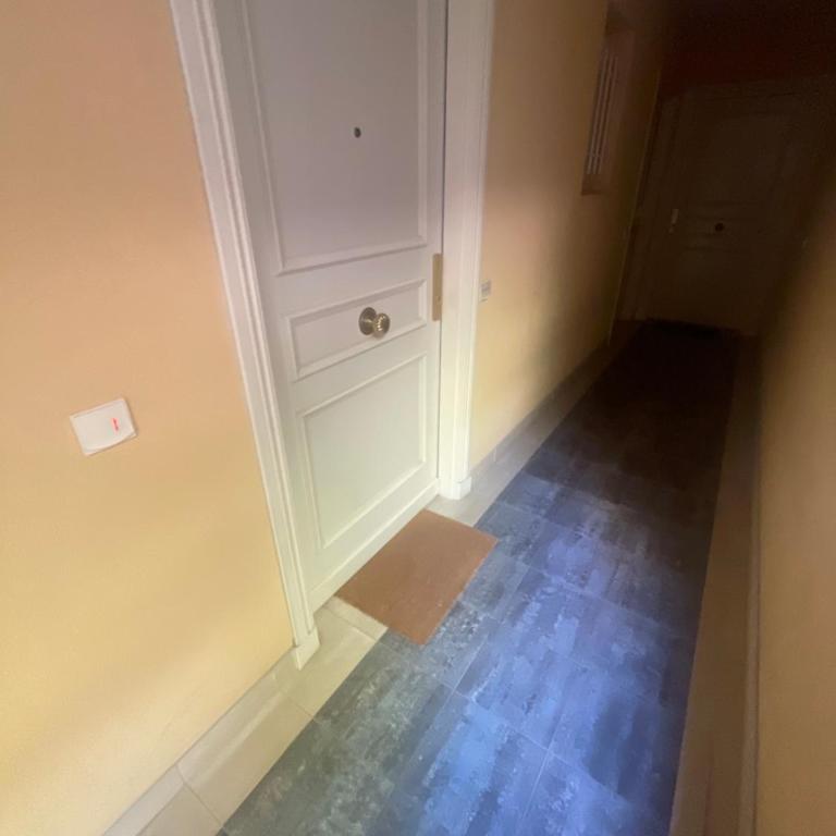 Appartement 2 pièces vue mer proche Monaco place parking privée - Room #1184495201 - 43