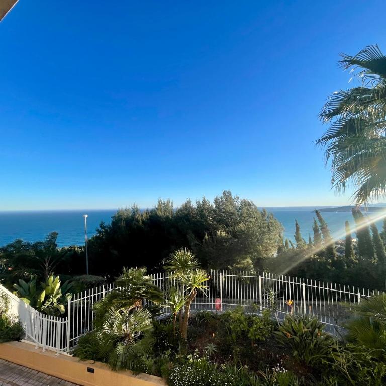 Appartement 2 pièces vue mer proche Monaco place parking privée - Room #1184495201 - 34