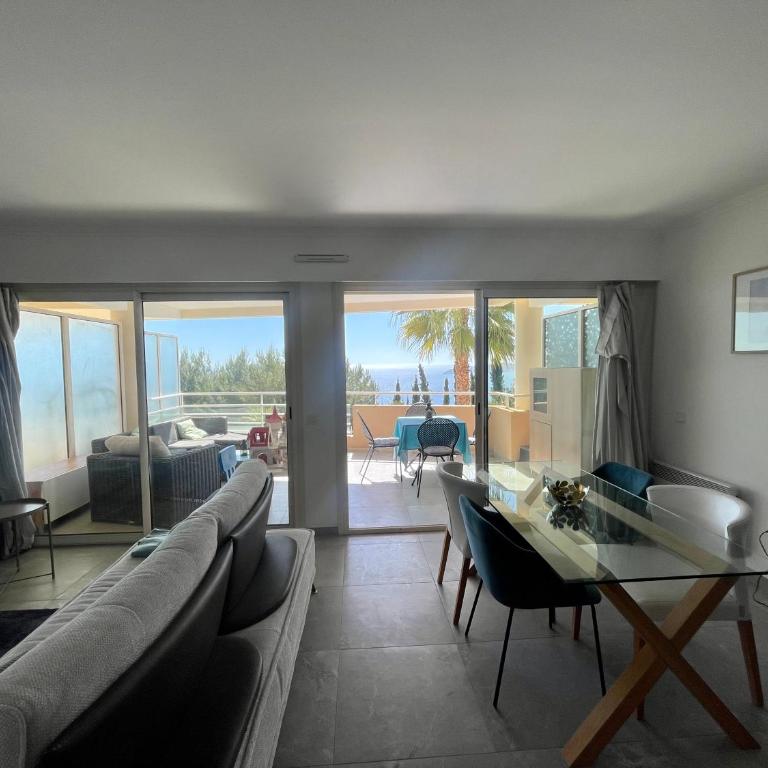 Appartement 2 pièces vue mer proche Monaco place parking privée - Room #1184495201 - 35