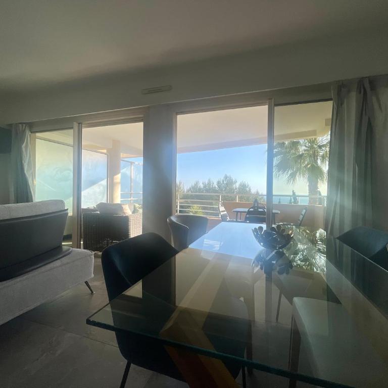 Appartement 2 pièces vue mer proche Monaco place parking privée - Room #1184495201 - 37