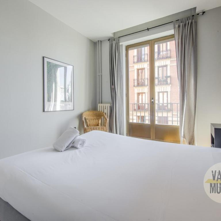 Amplio y Centrico Apt para 9pax en La Latina - Apartment - 21