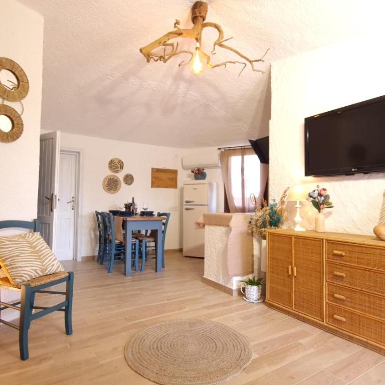 Villa Sa Mama - Two-Bedroom Villa - 1