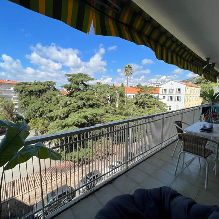 B049-Appartement lumineux à deux pas de la Croisette - Appartement - 1