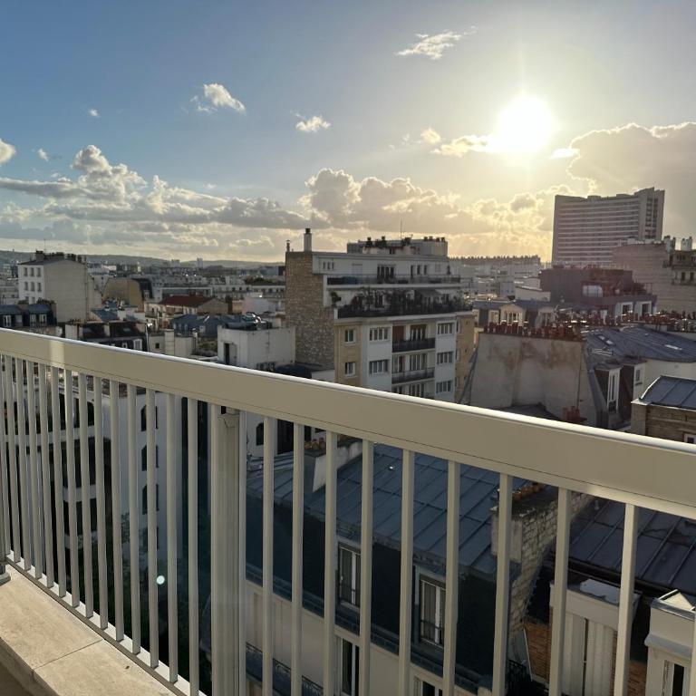 Apartment My HOME Eiffel Tower View - Appartement avec Vue et Balcon - 21