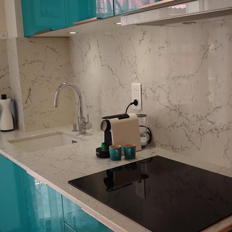 B042-Functional apartment with balcony Suquet Cannes - Appartement - 12