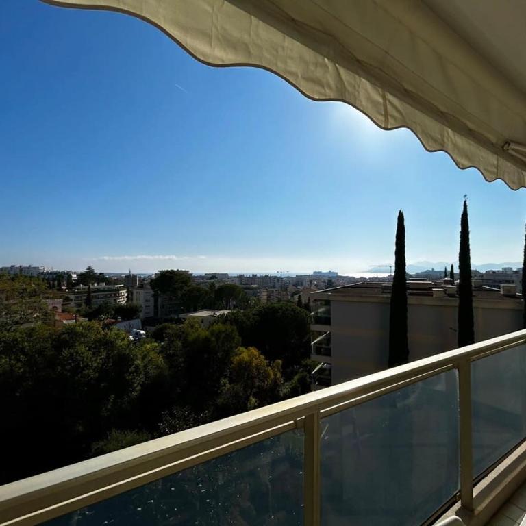 A018-Large studio with sea view swimming pool garage - Apartment - 16