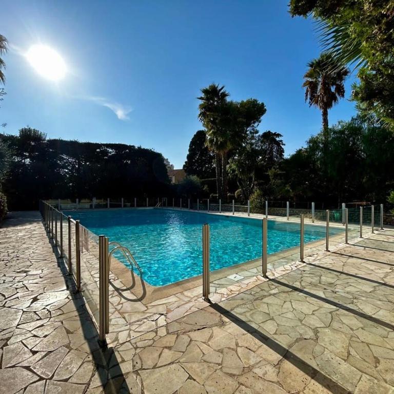 A018-Large studio with sea view swimming pool garage - Apartment - 17