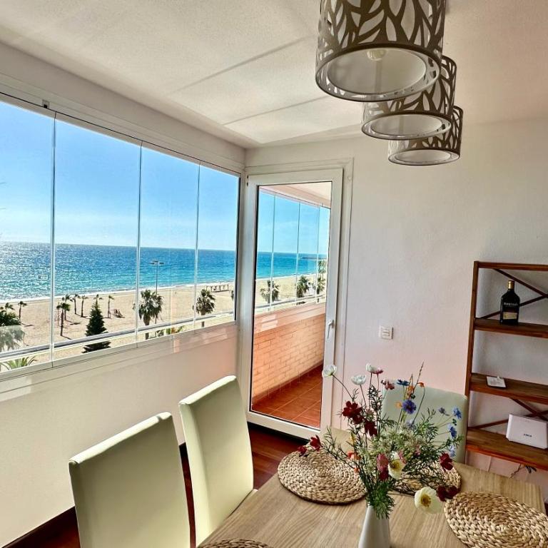 Vista del Mar Residencial - Three-Bedroom Apartment - 2