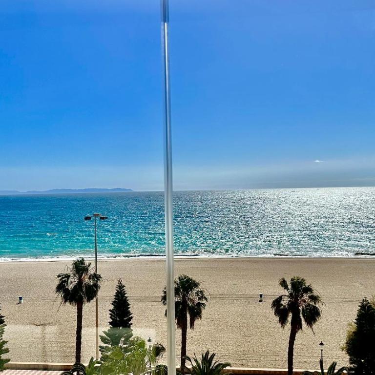 Vista del Mar Residencial - Three-Bedroom Apartment - 36