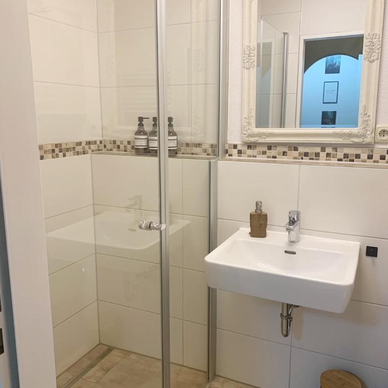 Bergnest Lodge mit Bergblick - Ca 3 min Skilift - Balkon - Garten - 6 Pers - Hund - Luftkurort - nähe Buchenegger Wasserfälle - Eistobel - Bodensee - Apartment mit 1 Schlafzimmer - 6
