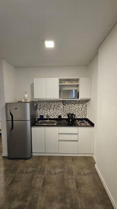 Exclusivo Monoambiente temporario - pleno centro de Villa Carlos Paz - Apartamento de 1 dormitorio - 2