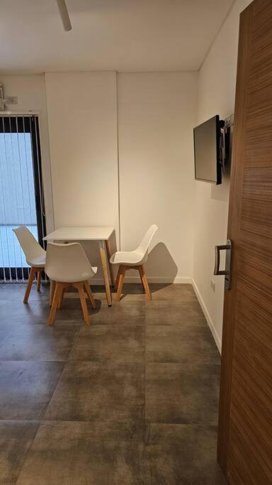Exclusivo Monoambiente temporario - pleno centro de Villa Carlos Paz - Apartamento de 1 dormitorio - 5
