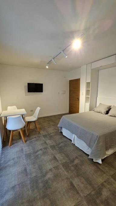 Exclusivo Monoambiente temporario - pleno centro de Villa Carlos Paz - Apartamento de 1 dormitorio - 9